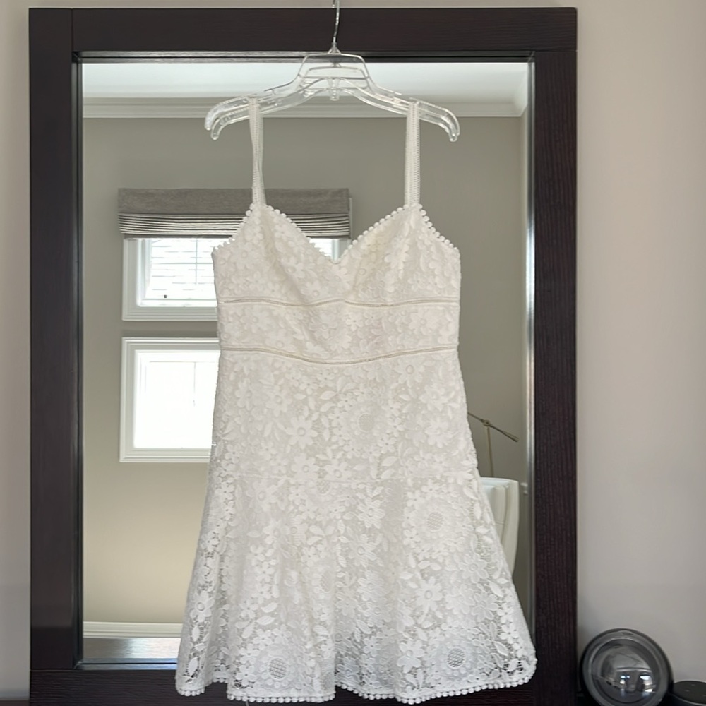 Monique Lhuillier (Size 14) White Eyelet Dress